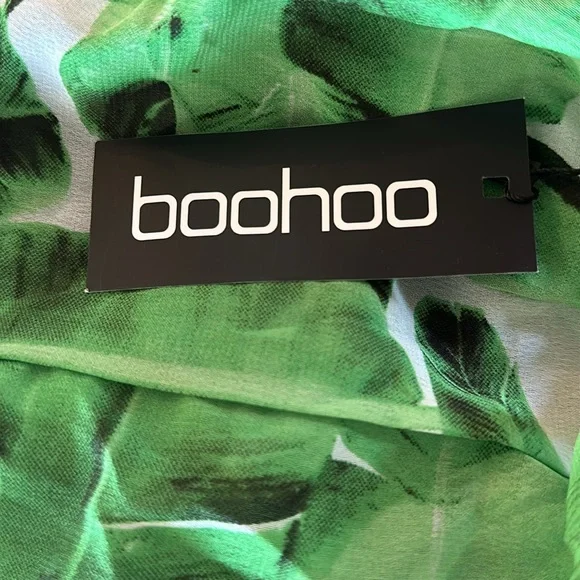 Boohoo sheer coverup - Picture 3 of 3